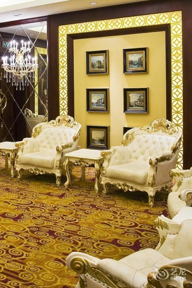 New Paris Hotel Harbin Extérieur photo